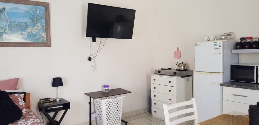 To Let 1 Bedroom Property for Rent in Laguna Sands Western Cape